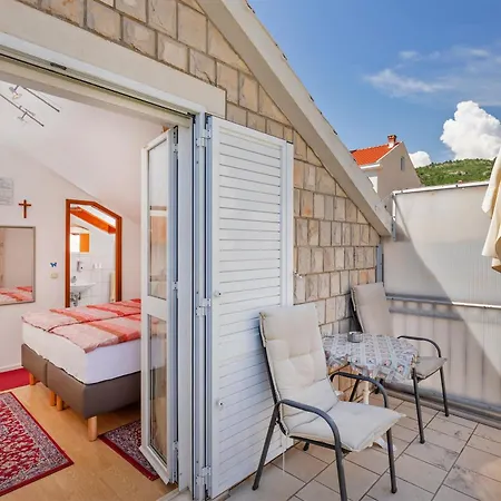 Gasthuis And With A Swimming Pool Mlini, Dubrovnik - 23441