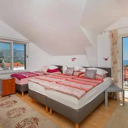 Gasthof And With A Swimming Pool Mlini, Dubrovnik - 23441 Mlini