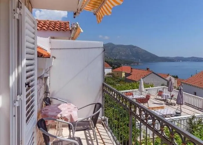 And With A Swimming Pool Mlini, Dubrovnik - 23441 בית הארחה